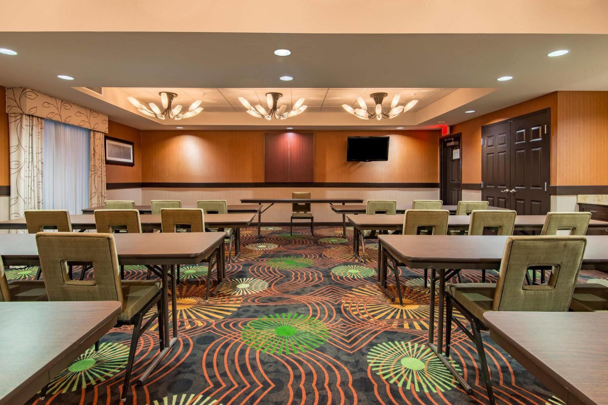 Holiday Inn Express Hobbs Exterior photo