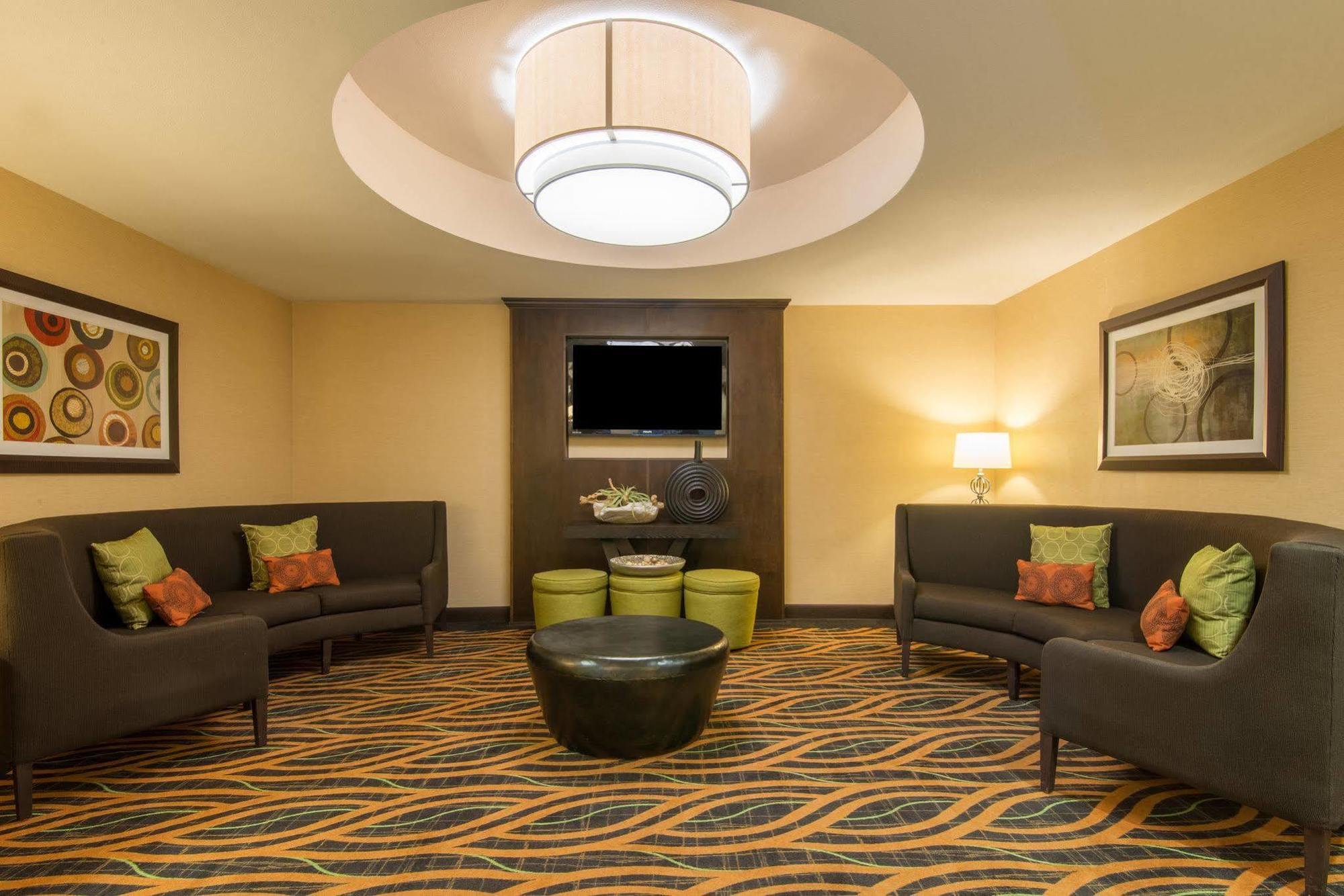 Holiday Inn Express Hobbs Exterior photo